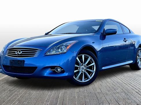 Used 2013 INFINITI G37 x w/ Premium Pkg image 3