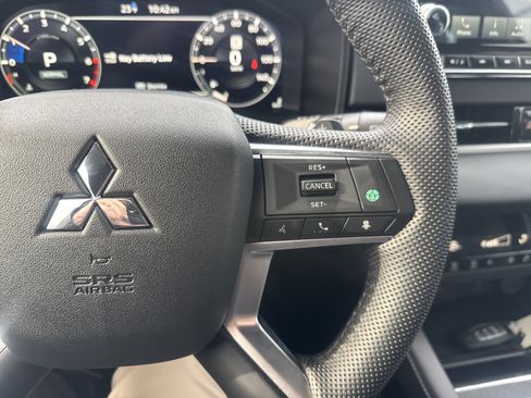 Used 2023 Mitsubishi Outlander Ralliart image 19