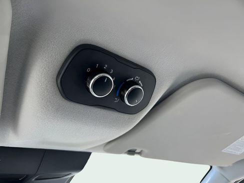 Used 2020 Ford Transit 350 XL RWD image 27
