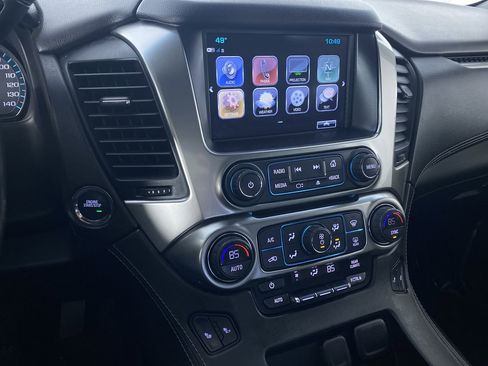 Certified 2019 Chevrolet Tahoe LT w/ LT Signature Package image 5