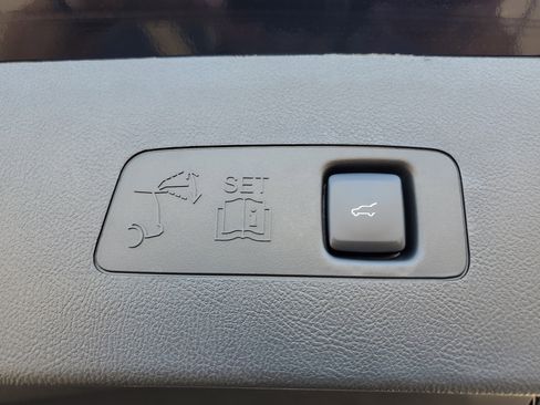 New 2026 Lincoln Corsair Premiere image 30