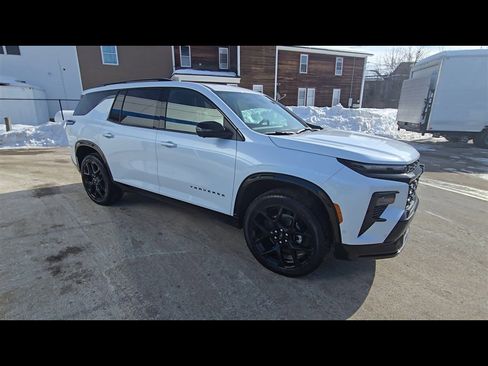 New 2026 Chevrolet Traverse RS image 2