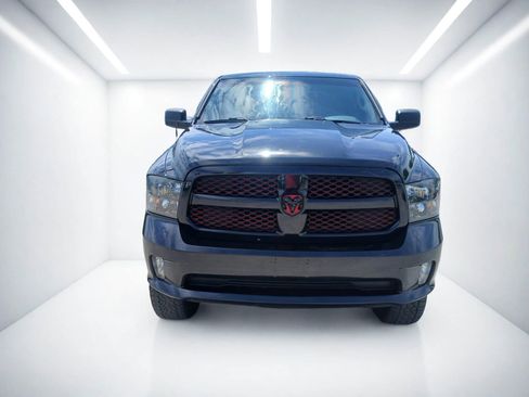 Used 2016 RAM 1500 Express w/ Black Ram 1500 Express Group AWD/4WD image 3