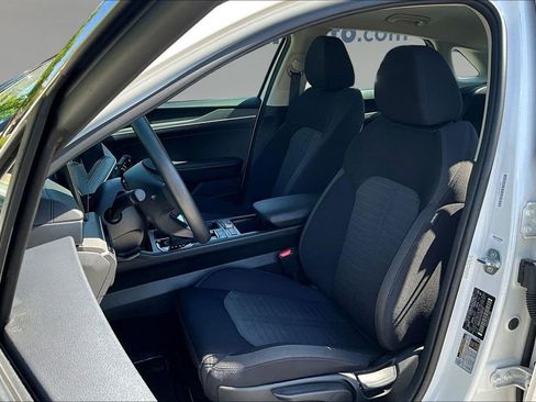 Used 2025 Kia K5 LXS FWD image 18