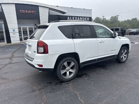 Used 2016 Jeep Compass High Altitude AWD/4WD image 3