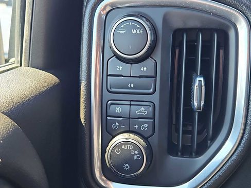 Used 2022 Chevrolet Silverado 2500 LT w/ Convenience Package AWD/4WD image 17
