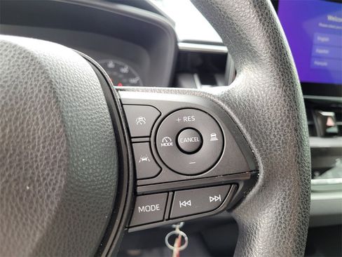 Certified 2023 Toyota Corolla LE image 22
