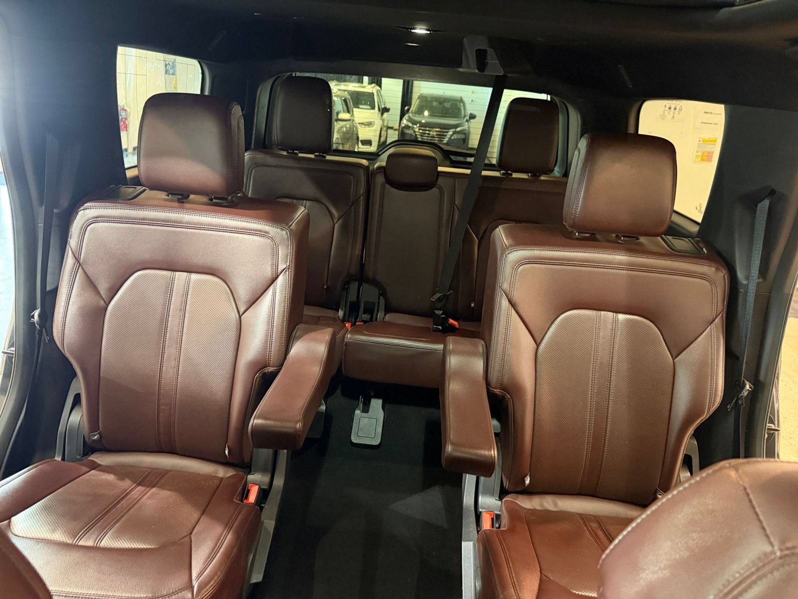 Used 2024 Ford Expedition Limited AWD/4WD image 40