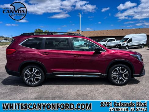 Used 2024 Subaru Ascent Limited w/ Technology Package AWD/4WD image 12
