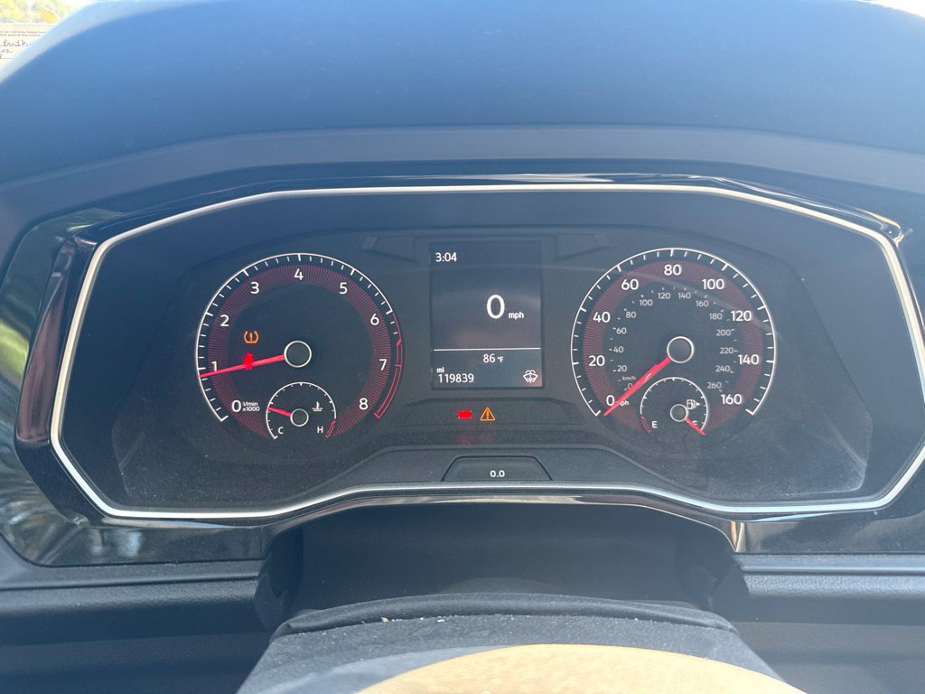 Used 2019 Volkswagen Jetta GLI FWD image 7