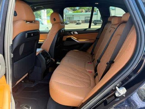 Used 2026 BMW X5 xDrive40i w/ M Sport Package AWD/4WD image 26