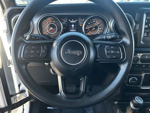 Certified 2022 Jeep Wrangler Unlimited Sport image 22