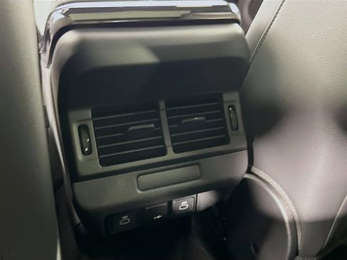 Used 2026 Land Rover Range Rover Evoque S image 27