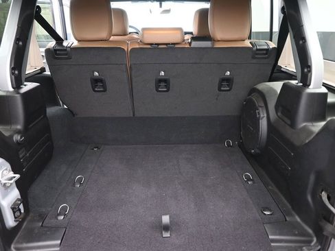 Used 2023 Jeep Wrangler Unlimited Sahara image 16