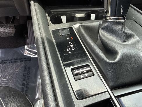 Used 2024 MAZDA CX-50 AWD 2.5 S w/ Weather Package image 32