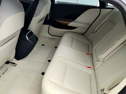 Used 2023 Lucid Air Touring image 21