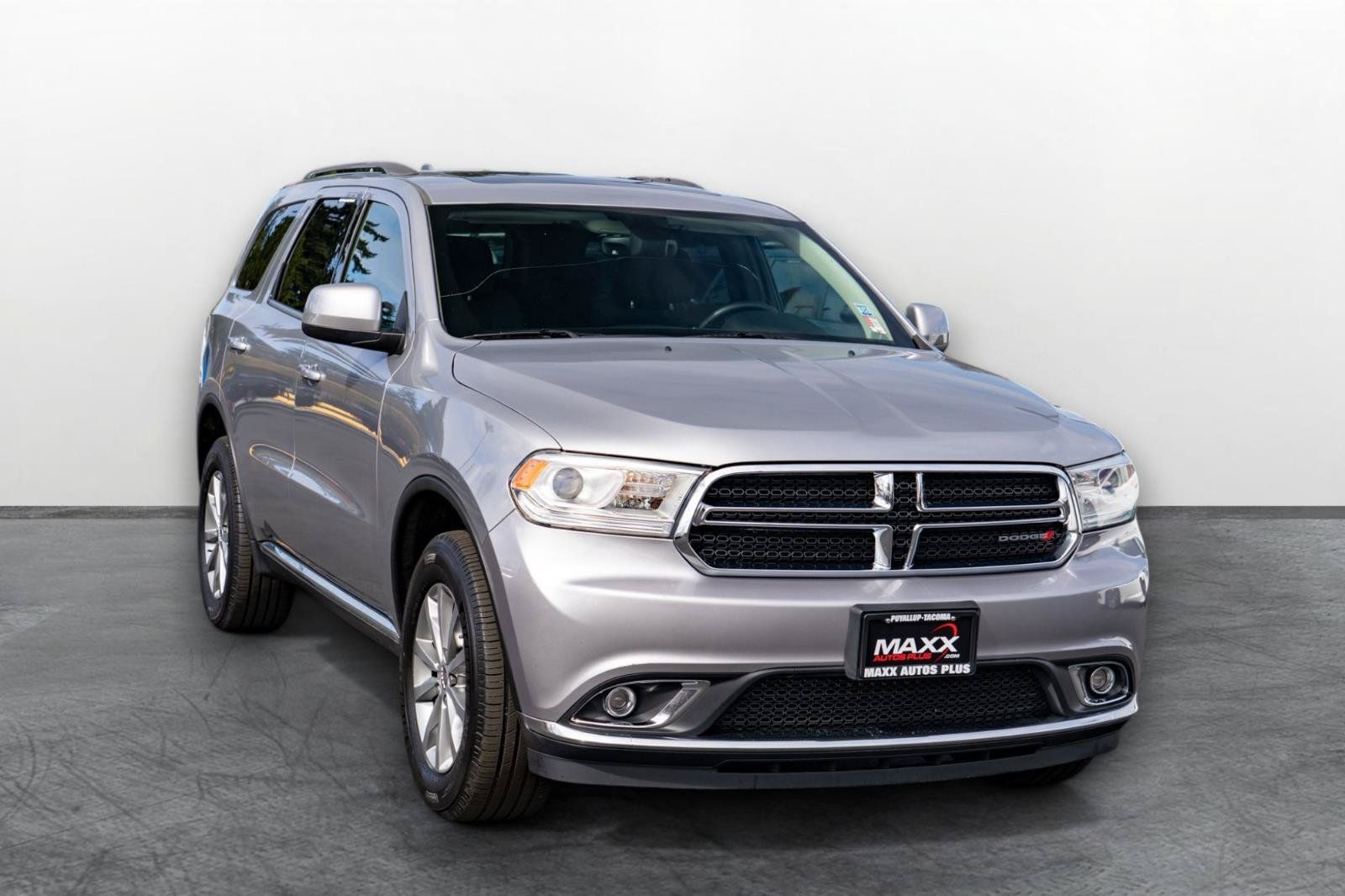 Used 2017 Dodge Durango SXT w/ Quick Order Package 23B AWD/4WD image 1