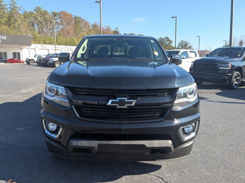 Used 2018 Chevrolet Colorado Z71 w/ Z71 Midnight Edition image 2