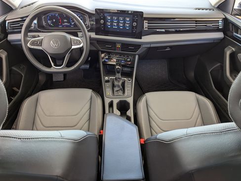 Used 2026 Volkswagen Jetta SEL FWD image 23
