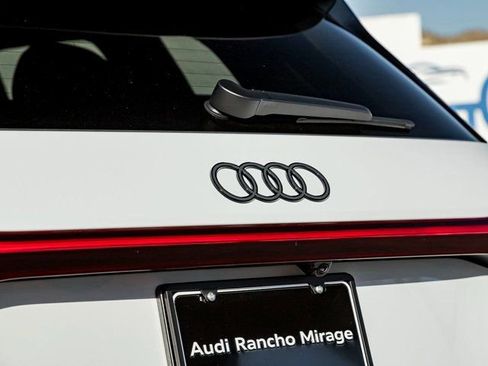 New 2025 Audi SQ6 e-tron Prestige image 11