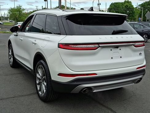 Certified 2022 Lincoln Corsair AWD w/ Premium Package image 4
