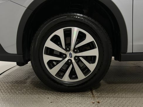 Used 2022 Subaru Outback Premium AWD/4WD image 35