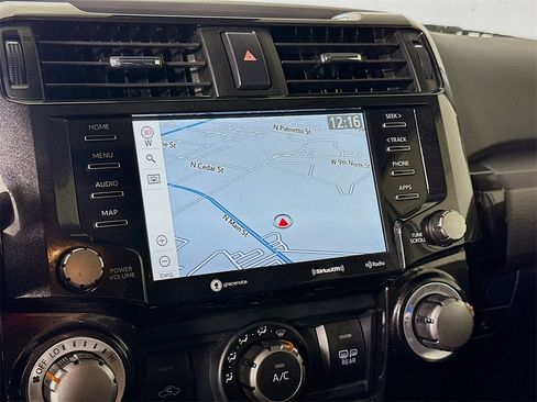 Used 2022 Toyota 4Runner TRD Off-Road Premium image 27