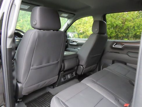 Used 2025 Chevrolet Silverado 1500 LT image 30