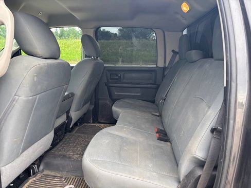 Used 2018 RAM 2500 Tradesman w/ Chrome Appearance Group AWD/4WD image 12