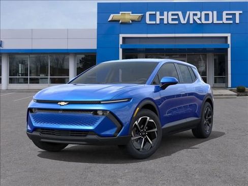 New 2026 Chevrolet Equinox EV LT image 6