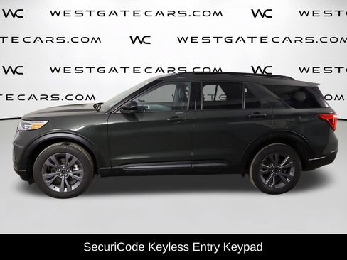 Used 2022 Ford Explorer XLT w/ Equipment Group 202A AWD/4WD image 5