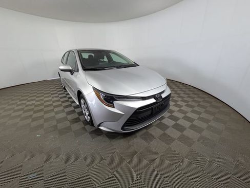 Used 2024 Toyota Corolla LE FWD image 25