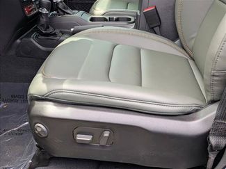 New 2026 Jeep Gladiator Mojave w/ Safety Group AWD/4WD video 4