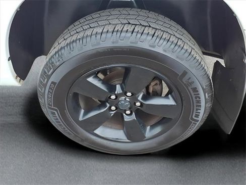 Used 2019 RAM 1500 Express w/ Wheel & Sound Group image 7