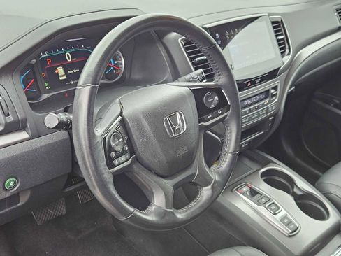 Certified 2021 Honda Pilot Special Edition image 2