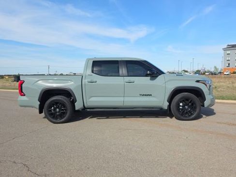Used 2025 Toyota Tundra Limited image 5