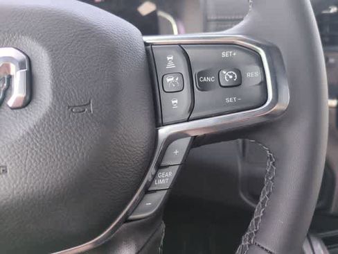 New 2026 RAM 2500 Laramie AWD/4WD image 24