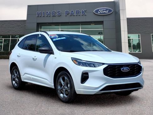 Used 2023 Ford Escape ST-Line w/ Tech Pack #1 AWD/4WD image 1