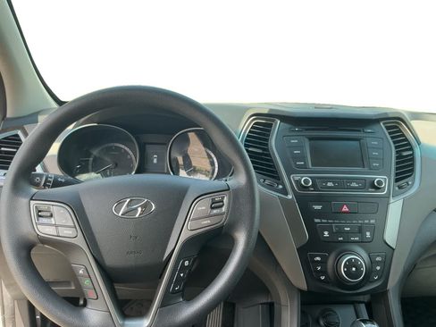 Used 2017 Hyundai Santa Fe Sport w/ Cargo Package FWD image 10