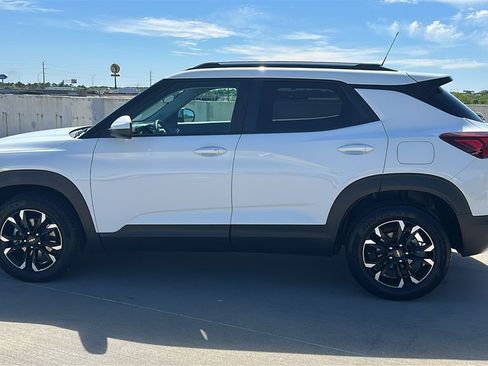 Used 2023 Chevrolet TrailBlazer LT image 9