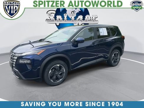 Used 2025 Nissan Rogue SV AWD/4WD image 4