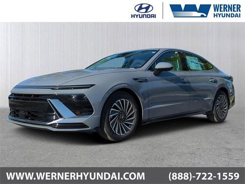 New 2025 Hyundai Sonata SEL image 1