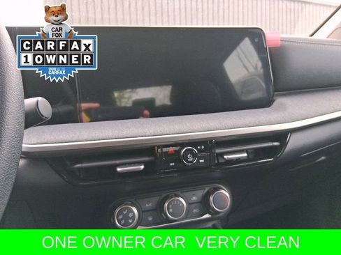 Certified 2025 Nissan Kicks SV AWD/4WD image 13