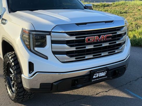Used 2023 GMC Sierra 1500 SLE AWD/4WD image 5