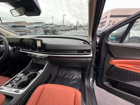 New 2026 Kia Carnival SX image 36