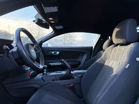 Used 2019 Ford Mustang EcoBoost w/ Ecoboost Performance Package image 12