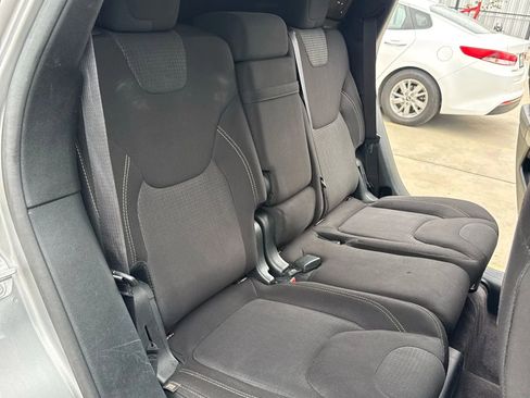 Used 2016 Jeep Cherokee Latitude w/ Safety/Convenience Group image 33