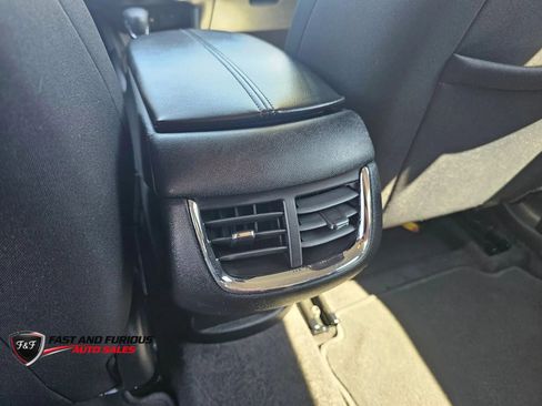 Used 2024 Chevrolet Malibu LT FWD image 31