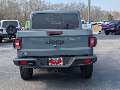 New 2026 Jeep Gladiator Sport image 6