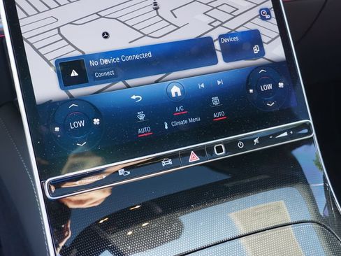 Certified 2023 Mercedes-Benz S 580 4MATIC Sedan image 19